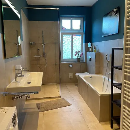 Helle Terrassenwohnung In Traumlage Von * Dresden