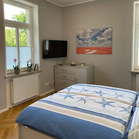 Helle Terrassenwohnung In Traumlage Von Apartment *